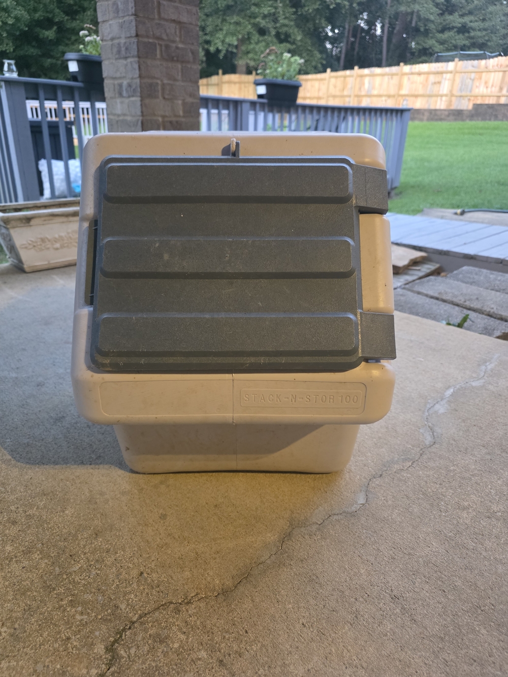 100 Outdoor Storage Bin in Beige and Gray